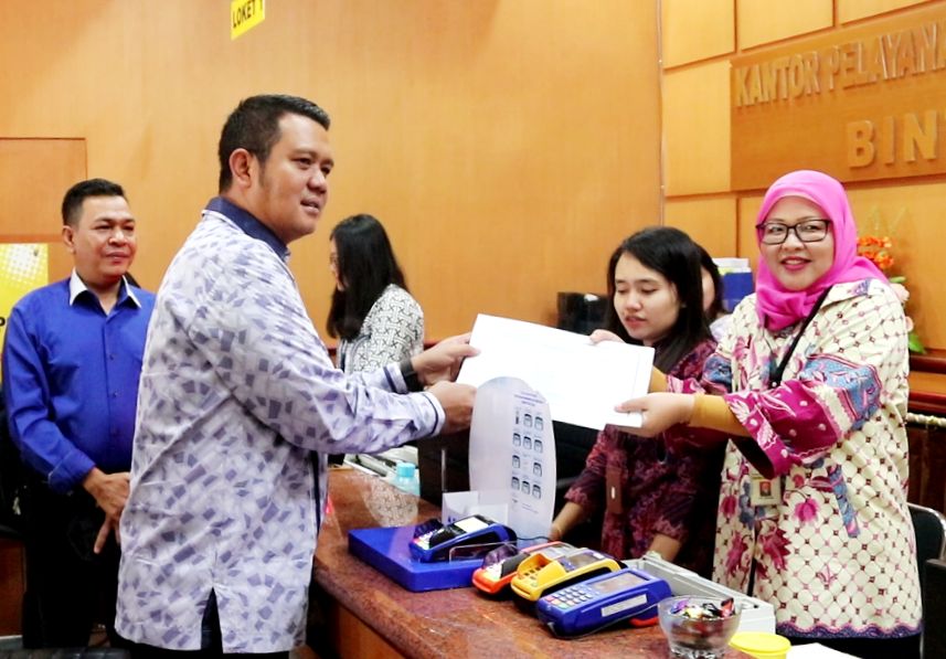 Bupati Bintan H Apri Sujadi ketika datangi Kantor KPP Pratama Bintan