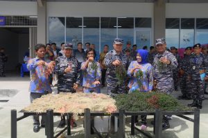 Pangkoarmada I Buka Pelatihan Pengolahan Rumput Laut di Kepri