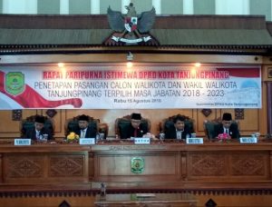 Paripurna Istimewa Tetapkan Syahrul-Rahma Walikota dan Wakil Walikota Tanjungpinang