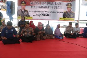 Kapolda Kepri Buka Kenduri Laut 2018