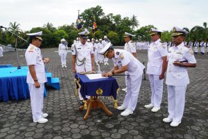 DanLanal Dabo Singkep dan Tarempa Diserahterimakan