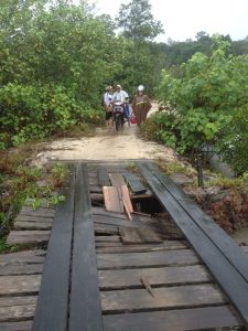 Jembatan Ulu Mina Kecamatan Selayar Rusak Parah