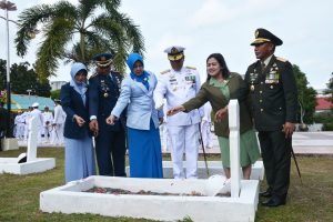 Peringatan HUT TNI ke 73, Prajurit TNI TANJUNGPINANG Ziarah ke TMP Pusara Bakti