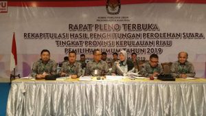 Lis Berpeluang Jabat Ketua DPRD Kepri