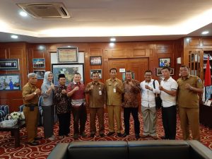 Minggu, Plt Gubernur Kukuhkan Pengurus FPK dan FKDM