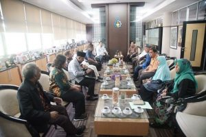 Kelolah Sampah dengan Sistem Zero Waste, Komisi III DPRD Kepri Studi di ITS Surabaya