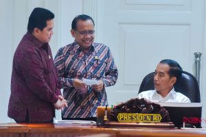 Presiden Jokowi Beri Arahan Cari Figur Berpengalaman Untuk Pimpin PLN