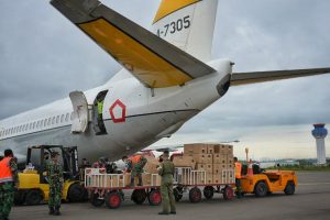 TNI AU Distribusikan 5800 APD untuk Provinsi Kepri