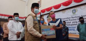 Pemprov Kepri Salurkan 35 Ribu Sembako Kepada Pemkab Karimun