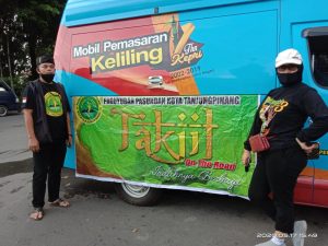 Paguyuban Pasundan Kota Tanjungpinang Berbagi Takjil On The Road