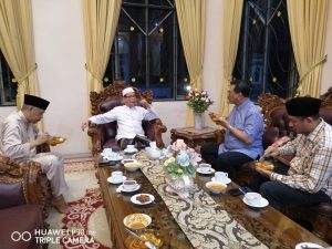 Ketua PKB Kepri Dampingi Soerya Kunjungi Rumah Ketua PCNU Batam