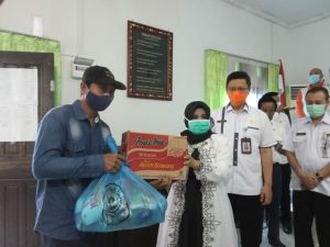 Pemko Tanjungpinang Bagikan 35.090 Paket Sembako