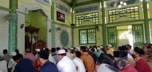 Masyarakat Harus Jalankan Aturan Ini Saat Salat di Masjid