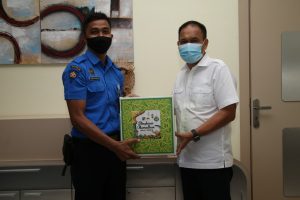 BP Batam Berikan Bingkisan Ramadhan untuk Pegawai Outsouring dan Cleaning Service