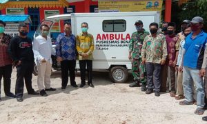 Wabup Lingga bersama Dinas Kesehatan Serahkan Ambulance Kaisar untuk Kecamatan Senayang dan Katang Bidare