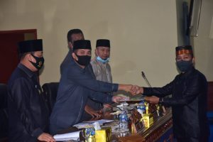 Rapat Penyampaian 3 Ranperda Pemekaran Disetujui Gabungan Komisi DPRD