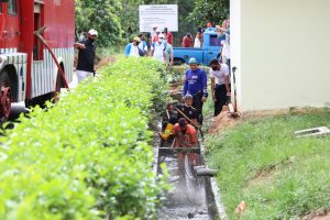 Gotong Royong Bersama Dilingkungan Rumah Susun BP Batam