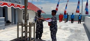 Menjaga NKRI, Posal Lanal TBK Kibarkan Bendera Merah Putih di Pulau Terluar