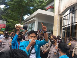 Belum Ada Tersangka Dalam Kasus Pajak, Mahasiswa Gelar Aksi Demo