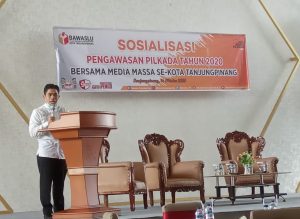 Bawaslu Larang Paslon Pasang Flyer Di Media Massa