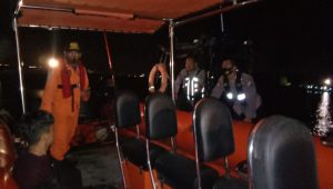 Kapal Pompong Terbalik, Seorang Pemancing Hilang di Perairan Batam