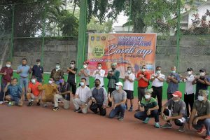 Amsakar Buka Turnamen Tenis Baveti Kepri