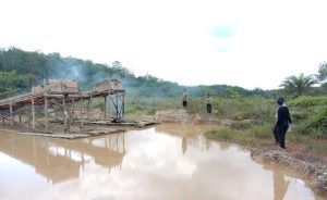 Lakukan Penertiban, Kapolsek Cerenti Temukan Tiga Rakitan Penambangan Emas Ilegal