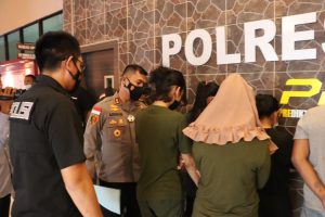 Polisi Ringkus 21 Tersangka Narkotika Jenis Sabu-sabu di Karimun