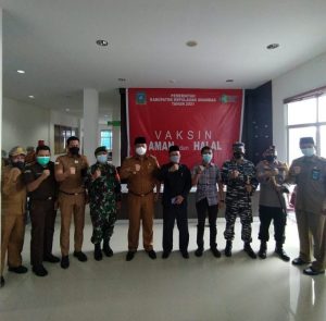 Forkopimda dan Awak Media Terima Vaksin Dosis Pertama