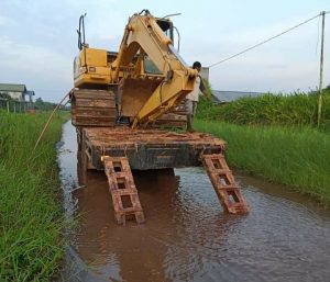 Pemkab Rohil Siagakan Alat Berat Antisipasi Banjir