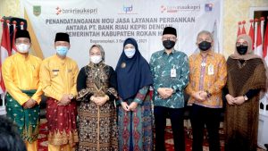 Permudah Jasa Layanan Pembayaran Pajak, Pemkab Rohil Teken MoU Dengan BRK