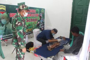 Peringati HUT Ke 76 TNI, Kodim 0317/TBK dan Lanal TBK Gelar Khitanan Massal