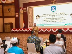 Ansar Ahmad Salurkan Dana Hibah ke Masjid dan Organisasi Muslim Senilai Rp. 75 Miliar