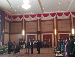 Priantara Resmi Dilantik Sebagai Sekda Kepri Definitif