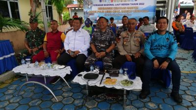 Peringati HUT TNI AL ke -77, Lanal Tarempa Lakukan Gerakan Nasional Laut Bersih