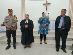 Pendeta Evy Lusiana Rambe Terharu Saat Walikota Sapa Umat Kristiani di Gereja HKBP Bintan Centre
