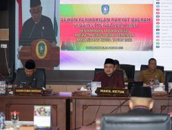 Raden Hari Tjahyono Pimpin Rapat Penyampaian Laporan Reses DPRD Kepri