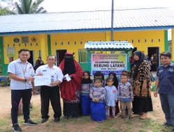 PT Timah Tbk Serahkan Bantuan Sarpras ke Pengurus Lembaga Pendidikan Anak Usia Dini