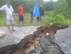 Jembatan di Desa Gemuruh Roboh Akibat Hujan Lebat