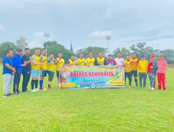 Pererat Silaturahmi, Kapolres Bengkalis Gelar Turnamen Sepak Bola Bersama Masyarakat