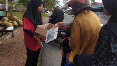 Relawan Turun Kejalan Galang Dana Untuk Balita Penderita Atresia