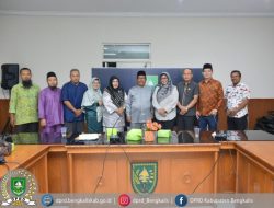Komisi I Gelar Rapat Kerja Bersama Dinas Pemberdayaan Masyarakat Desa, Dukcapil Riau