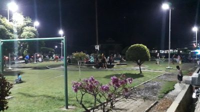 Taman Kota Dabo Singkep Dijadikan Tempat Nongkrong Bersantai Bersama Keluarga