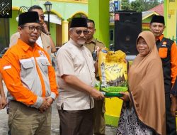 Presiden PKS Ahmad Saikhu Salurkan Bantuan Rp 100 Juta dan Sapi Kurban untuk Masjid Sultan Riau Penyengat