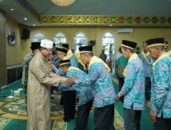 MH. Wardan Lepas 45 Jemaah Calon Haji Inhil Kloter 32 Embarkasi Pekanbaru