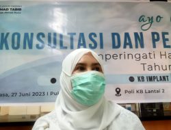 Momentum Peringati Hari Bidan Nasional, RSUD RAT Beri KB Gratis