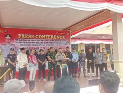 Press Conference Pengungkapan Tindak Pidana Narkotika Jenis Sabu dan Pil Ekstasi Jaringan Internasional di Pulau Rupat dan Pemusnahan Barang Bukti