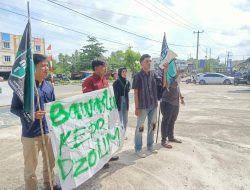 Bawaslu Kepri Diduga PHK Pegawai, HMI Tanjungpinang Lakukan Unjuk Rasa