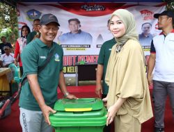 Melalui Program Gerbang Kampung, RT/RW Bintan Manifestasikan Peralatan Kebersihan