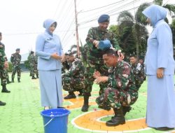 Danlanud RHF Pimpin Upacara Kenaikan 17 Personil Lanud